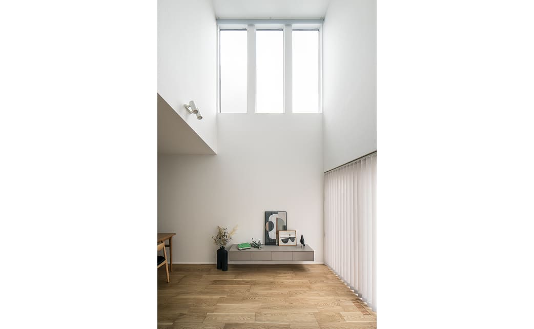 シンプルなグレー×ホワイトの塗り壁