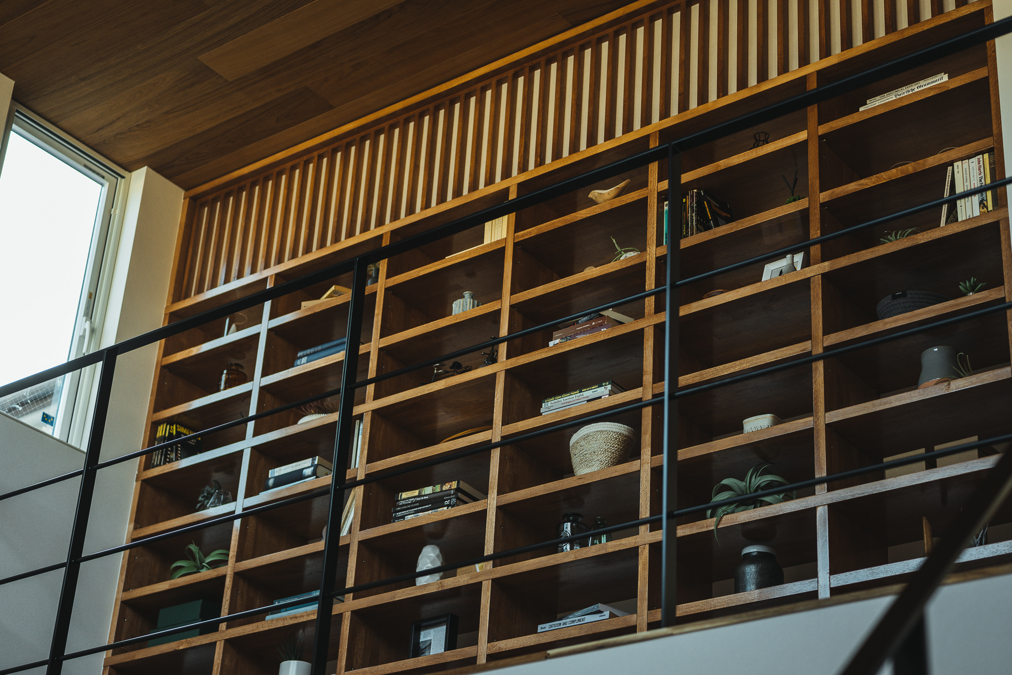 弥刀の図書室のある家