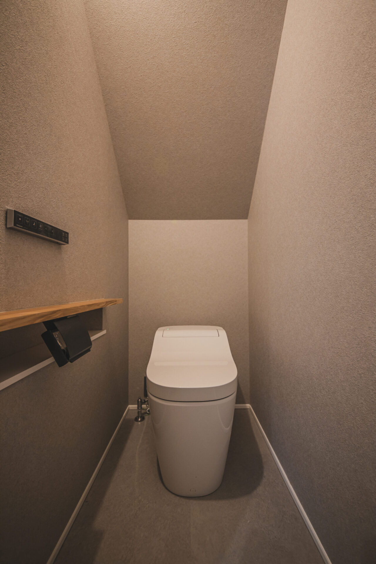 二世帯それぞれの居場所がある家