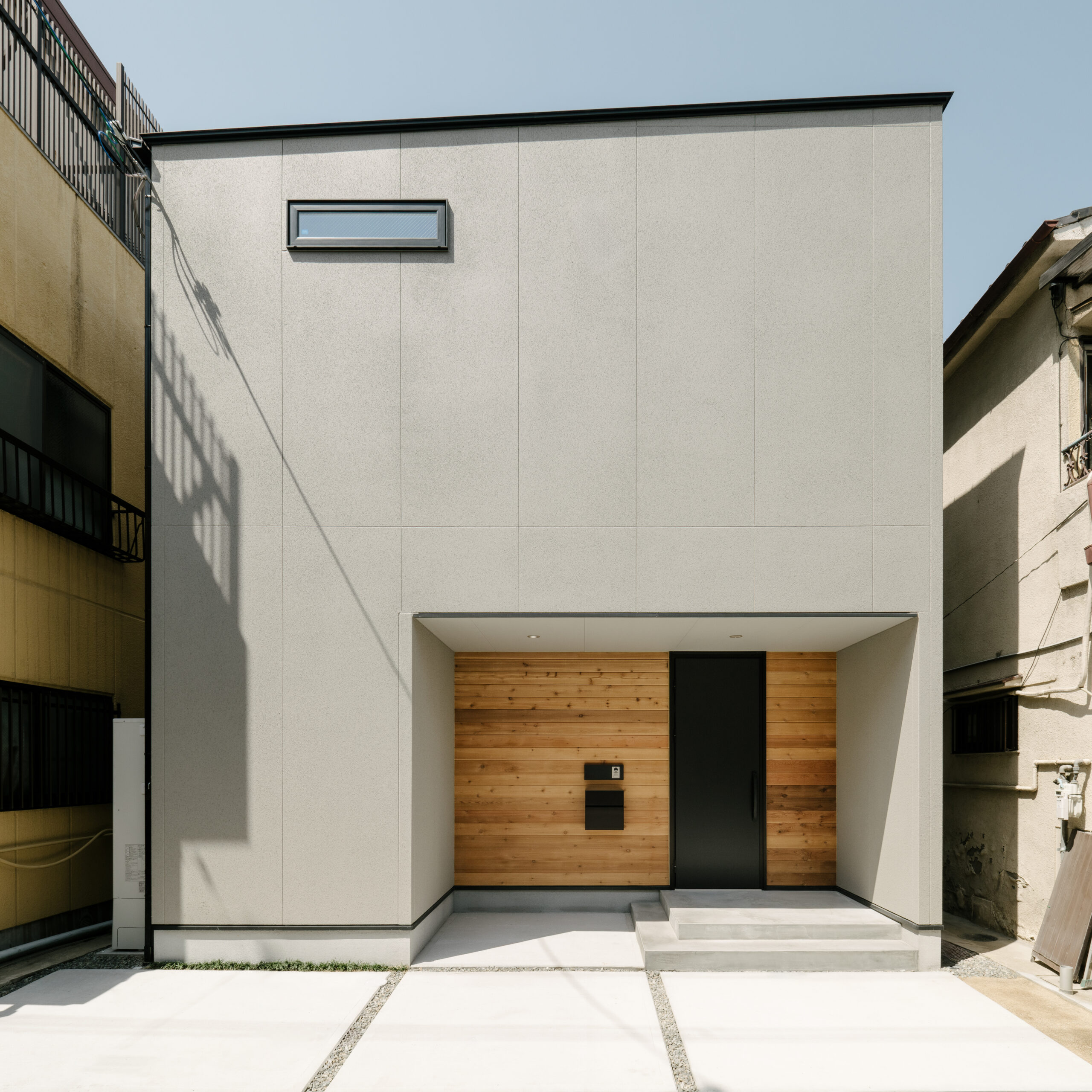 寝屋川の狭小住宅