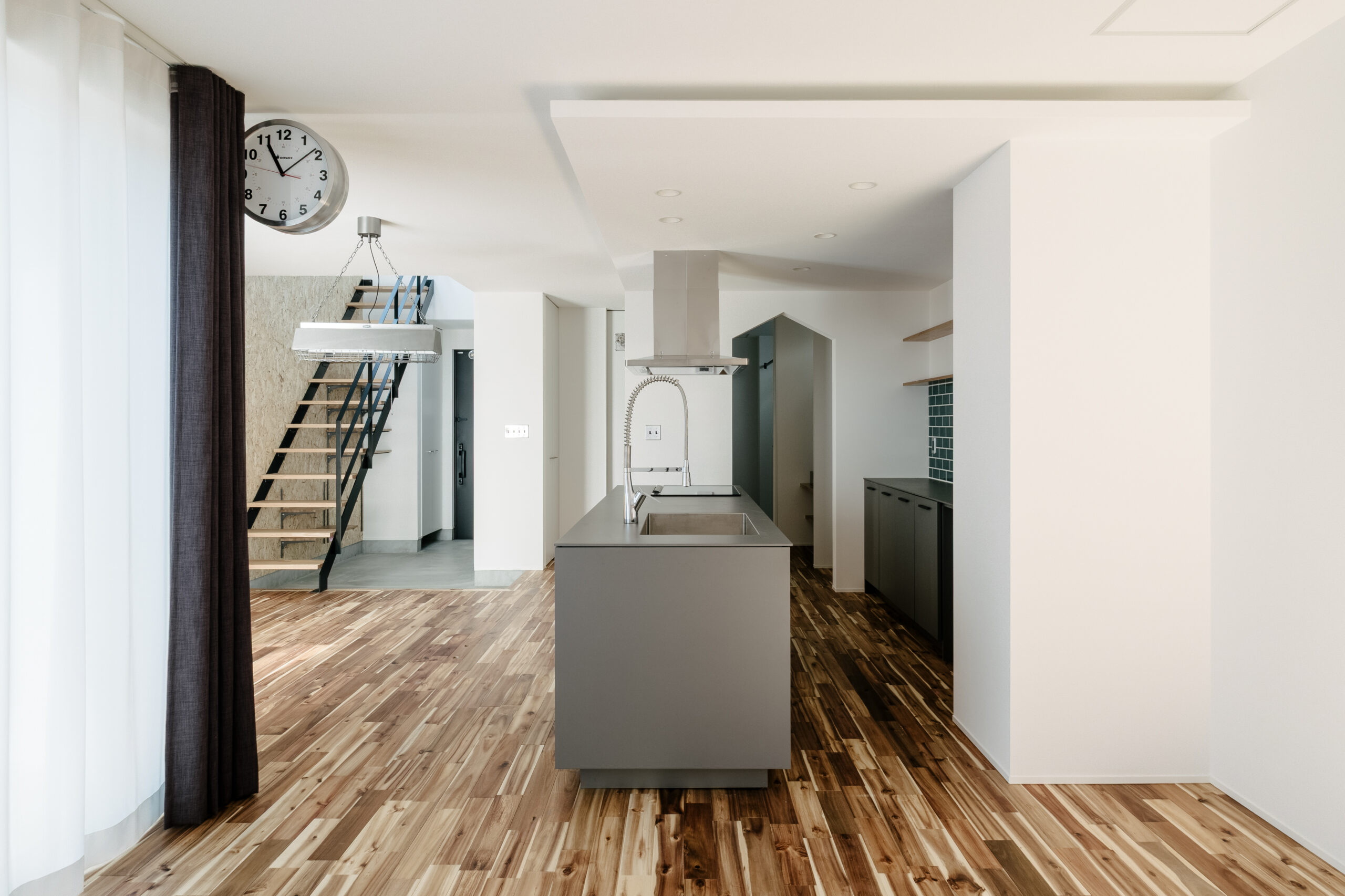 Industrial Design House / 堺市南区槇塚台