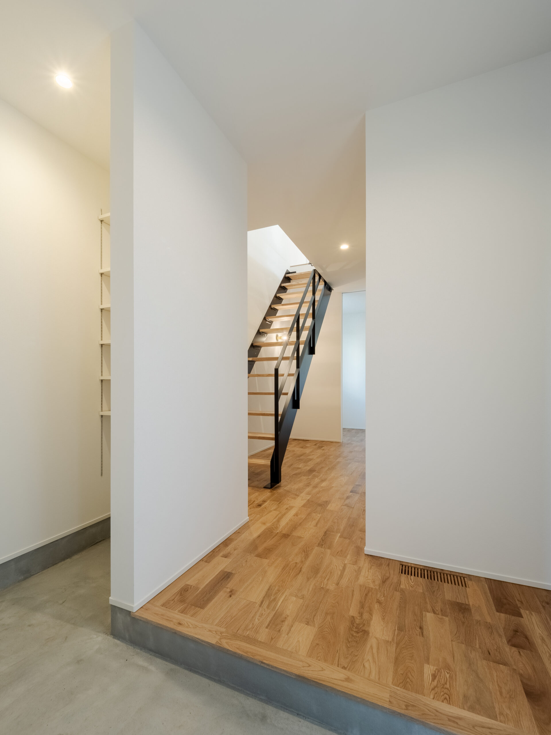 角地に建つ自然光が美しい2階リビングの家 / 奈良県奈良市東之阪町