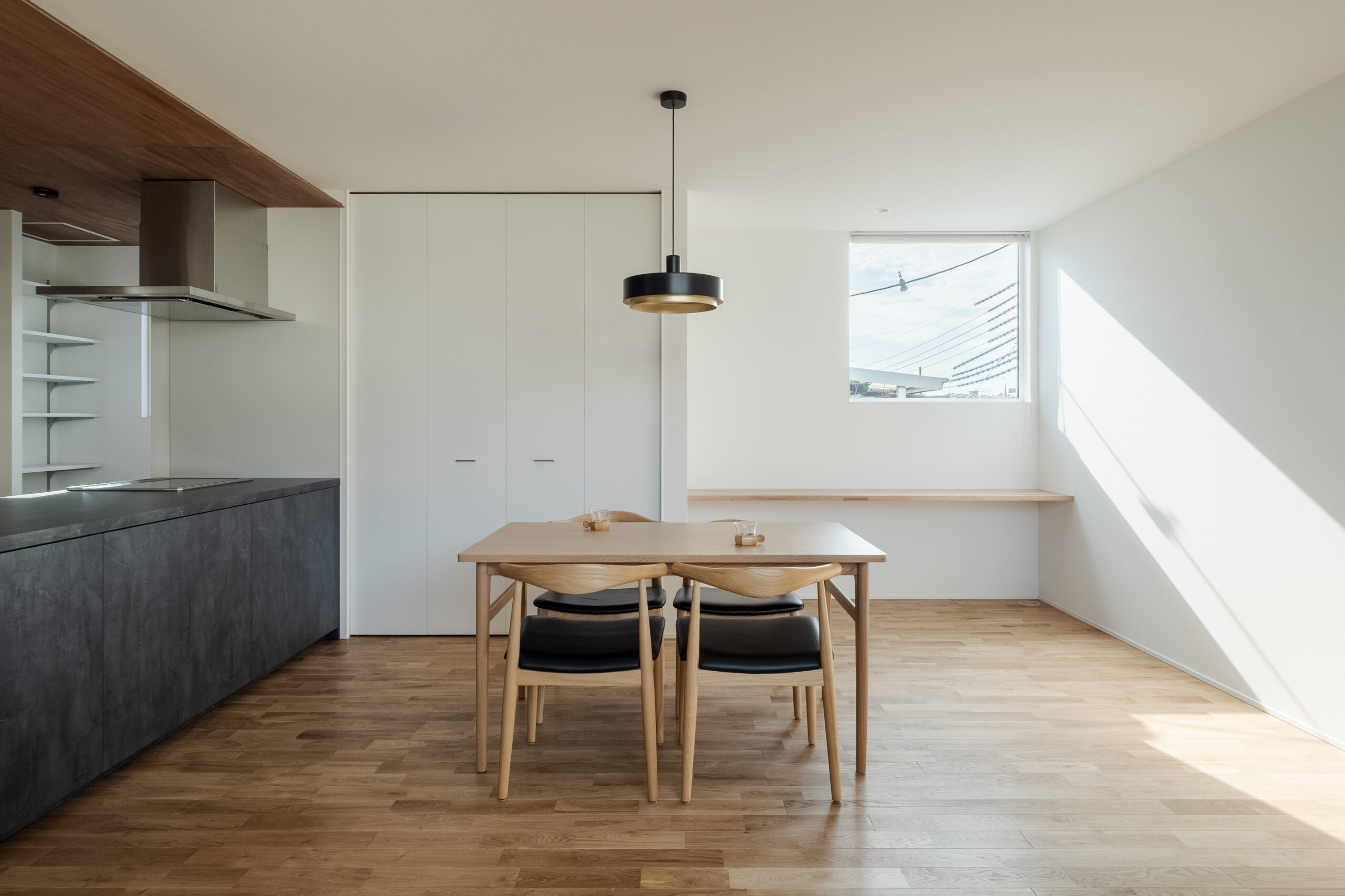 角地に建つ自然光が美しい2階リビングの家 / 奈良県奈良市東之阪町