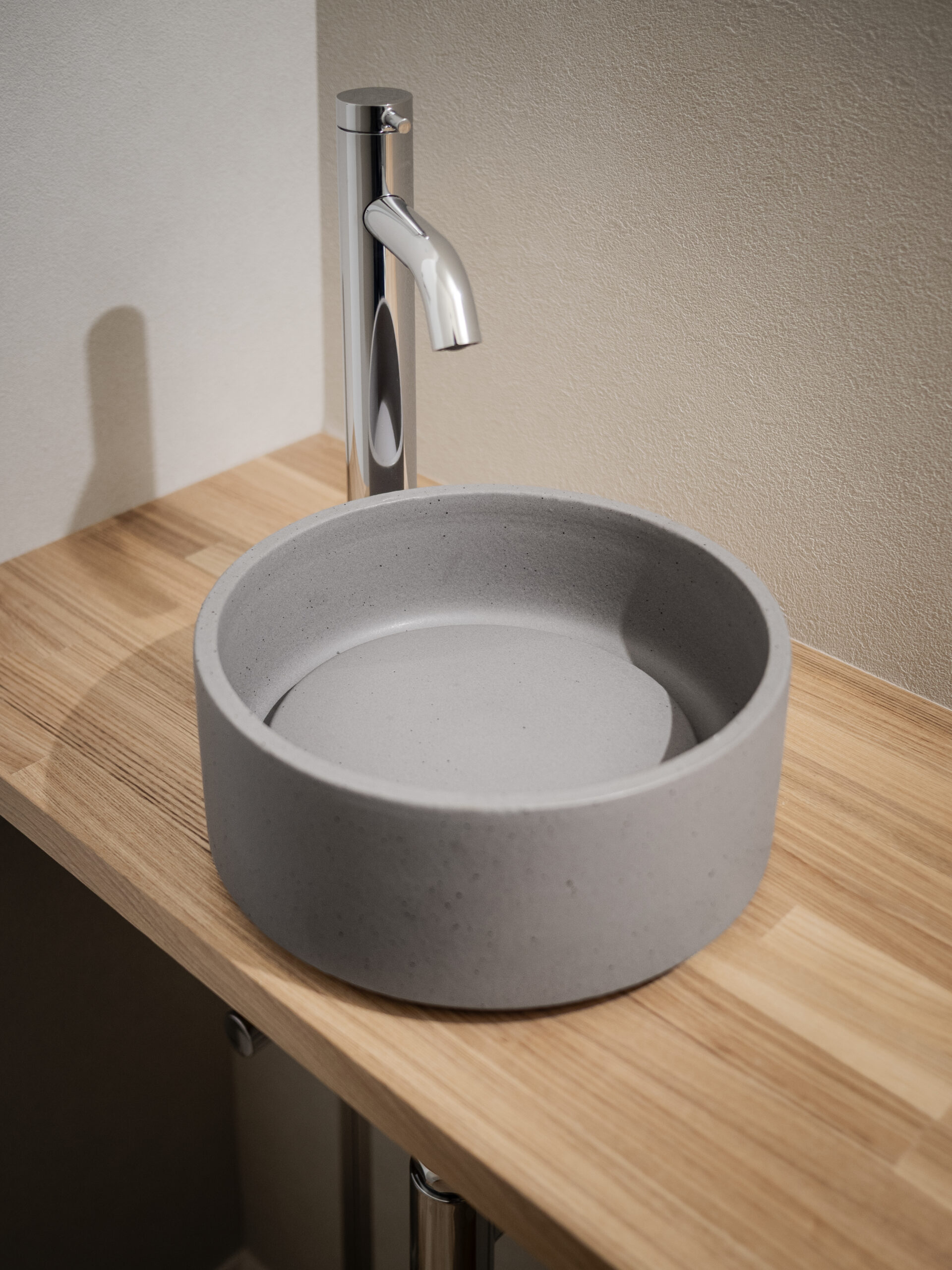 梁のみえる勾配天井の家 / 交野市私部西