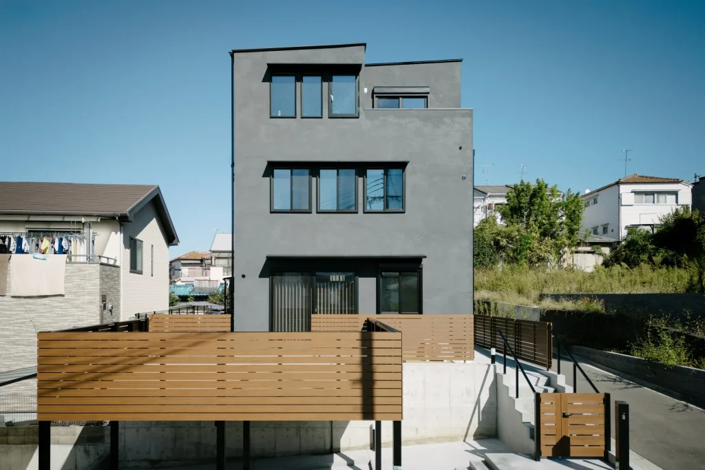 【初心者でもわかる解説】大阪でおしゃれな3階建て狭小住宅を建てる完全ガイド