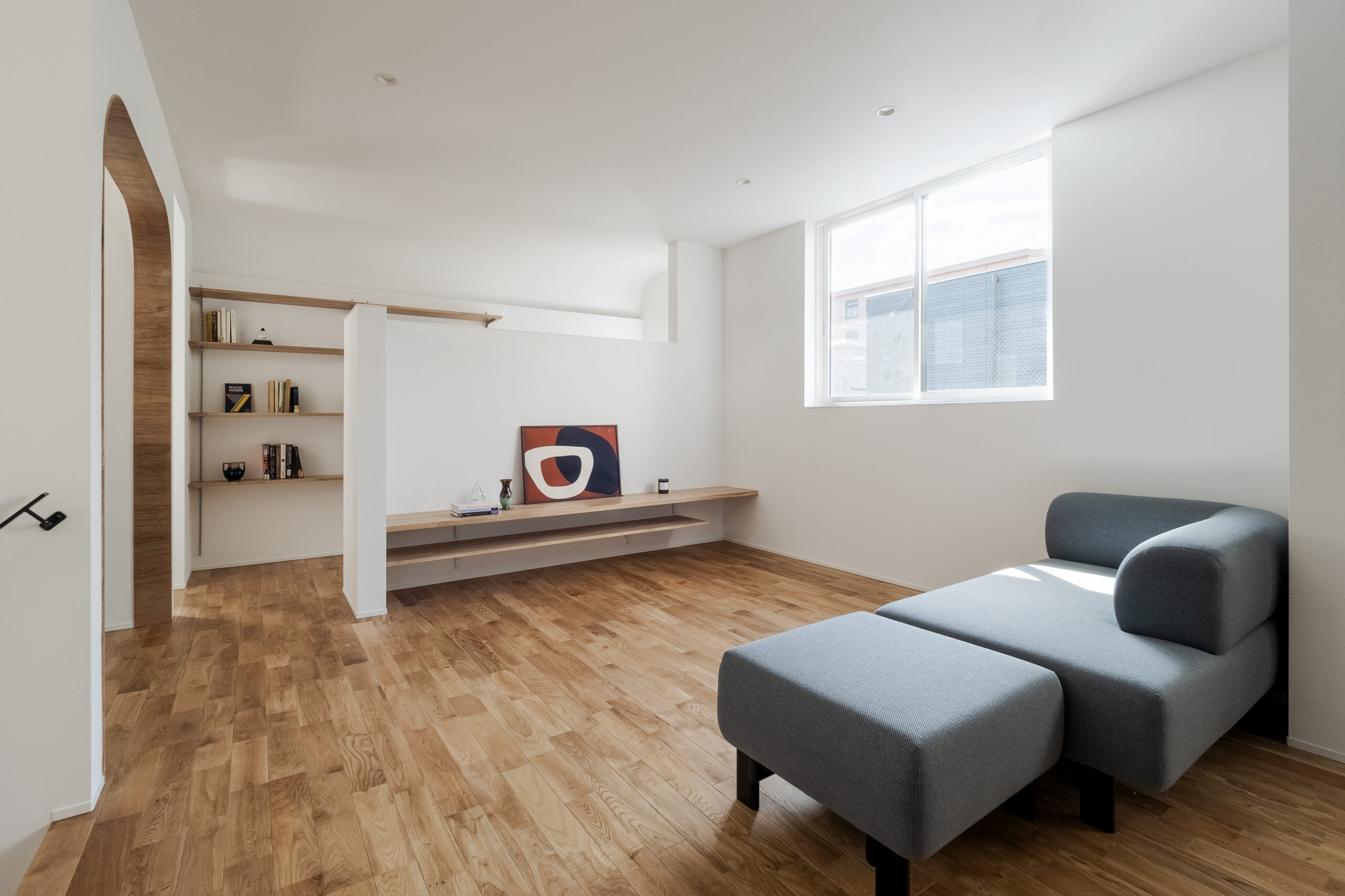 アール天井とつながる2階リビングの家 / 大阪市東成区