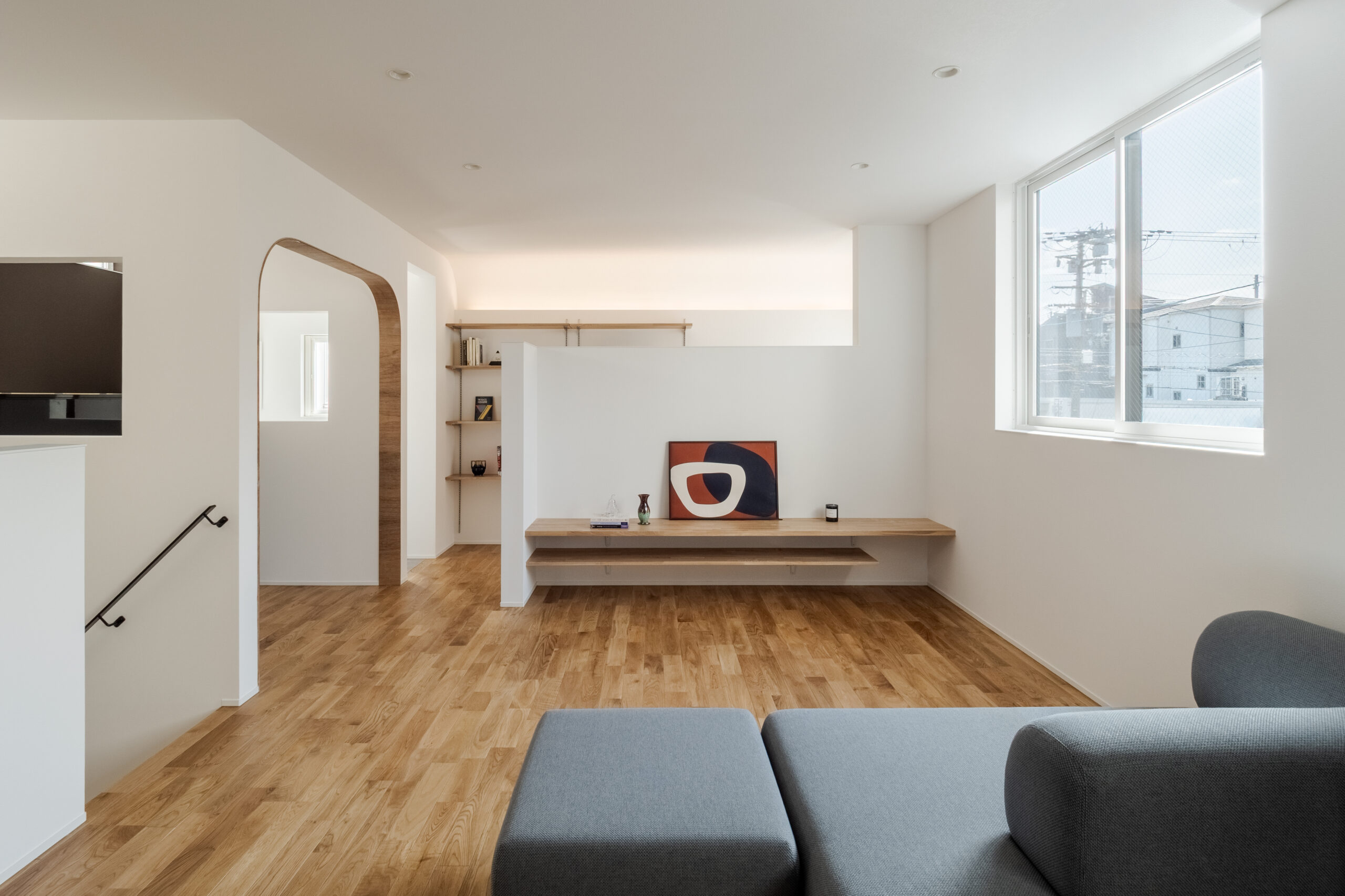 アール天井とつながる2階リビングの家 / 大阪市東成区